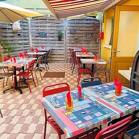 Hotel Le Commerce 3*