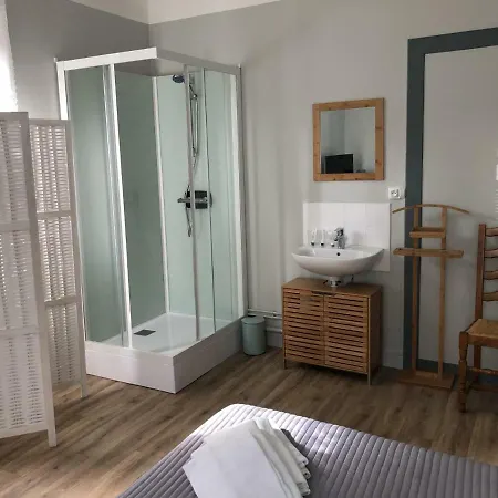 Hotel Le Commerce 3*